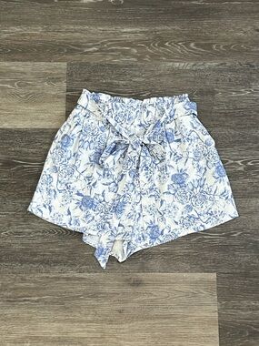 Altar'd State Daylen Blue Floral Linen Blend Shorts XS New With Tags